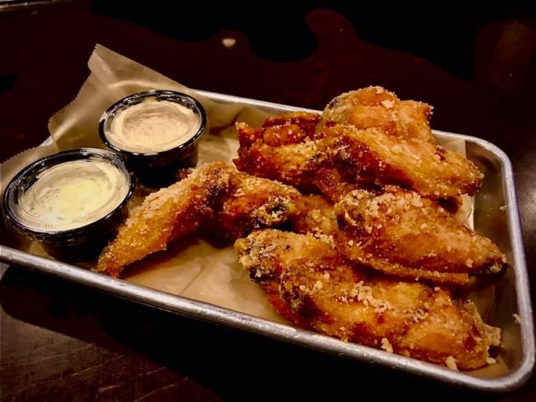 Hawg & Ale: Marietta’s Premier BBQ & Craft Beer Destination