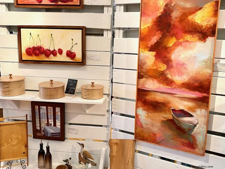 Discover Artisans Village Gallery – Premium Craft & Gift Experience