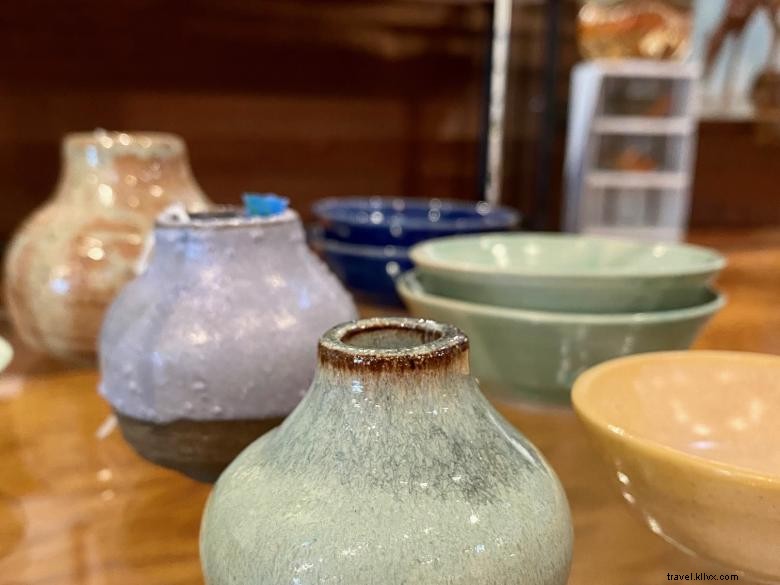 Discover Artisans Village Gallery – Premium Craft & Gift Experience