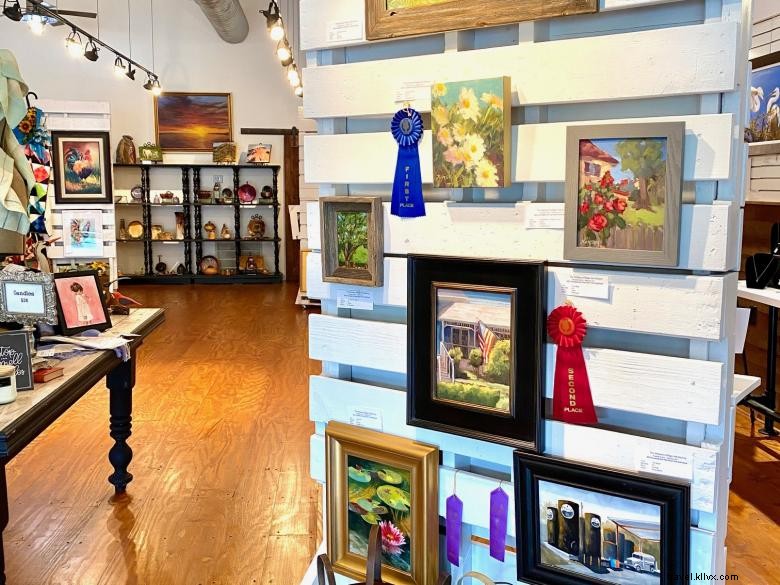 Discover Artisans Village Gallery – Premium Craft & Gift Experience