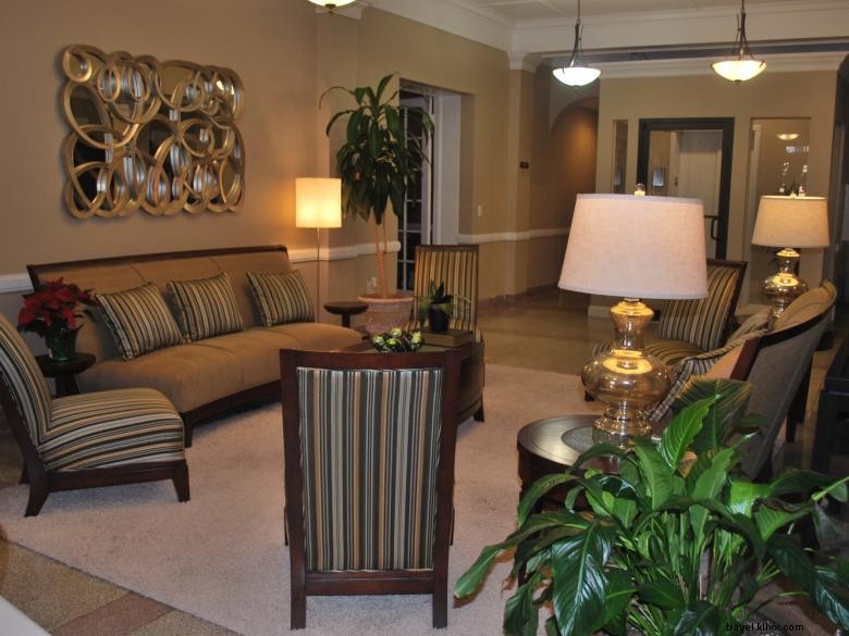 Fred Roberts: Luxury Estate with Elegant Lobby