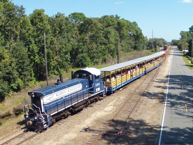 Georgia Coastal Railway: Scenic Steam Excursions & Historic Open-Air Cars