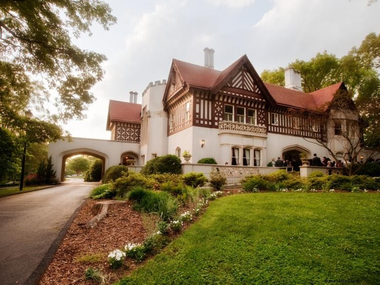 Callanwolde Fine Arts Center: Historic Mansion, Art Exhibits & Spring Concerts