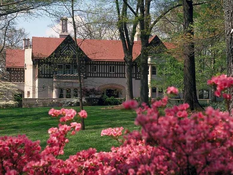 Callanwolde Fine Arts Center: Historic Mansion, Art Exhibits & Spring Concerts