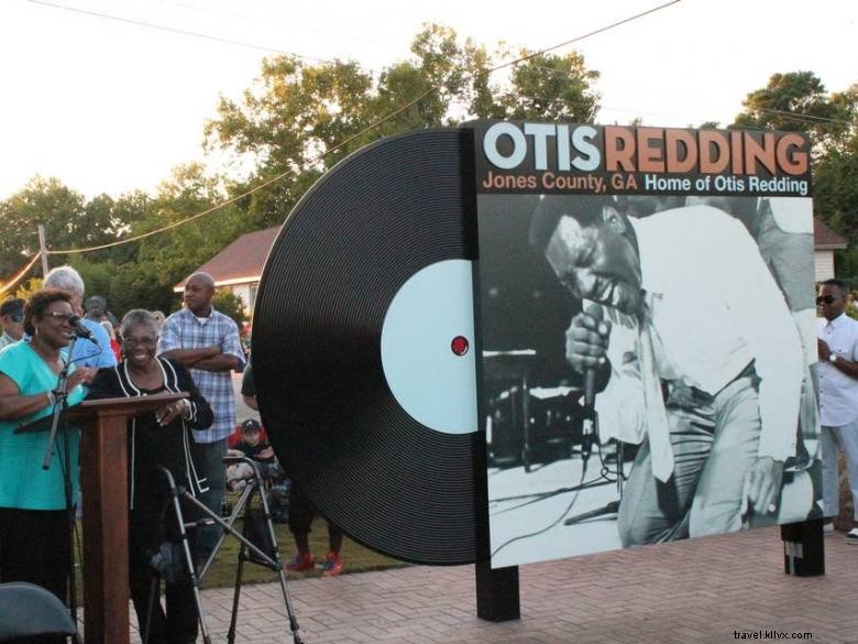Otis Redding Monument: Celebrating a Musical Legend