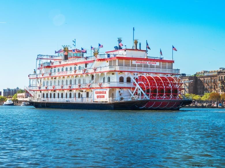 Explore Savannah Riverboat Cruises – Luxury Tours on Georgia’s Rivers