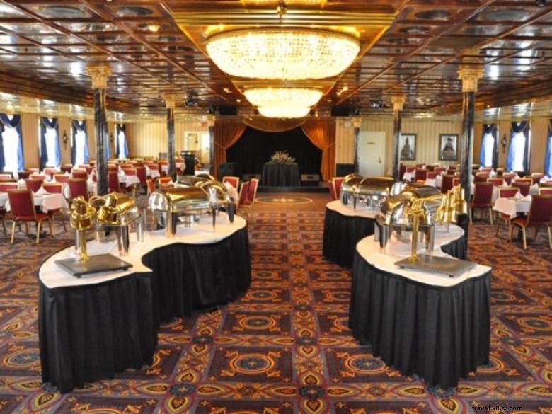 Explore Savannah Riverboat Cruises – Luxury Tours on Georgia’s Rivers