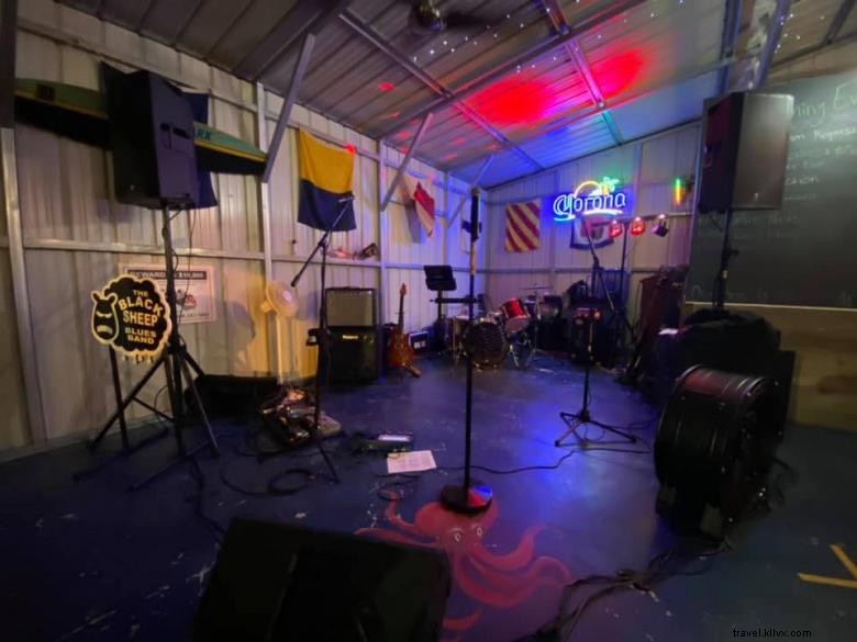 Keys North Market & Grill: Fresh Seafood & Southern Flavors