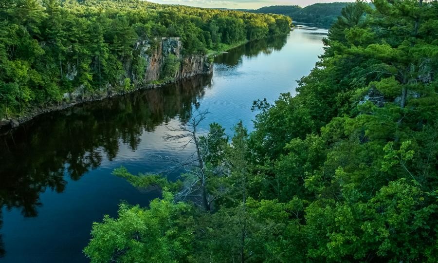 Explore Minnesota’s Six Outstanding National Parks