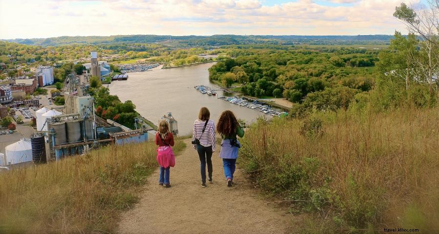 Best Scenic Fall Hikes in Minnesota: Top Trails to Explore
