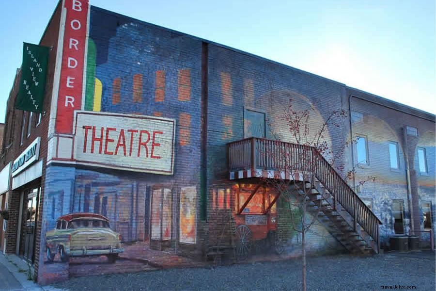 Explore Minnesota’s Iconic Murals: A Scenic Road Trip Guide