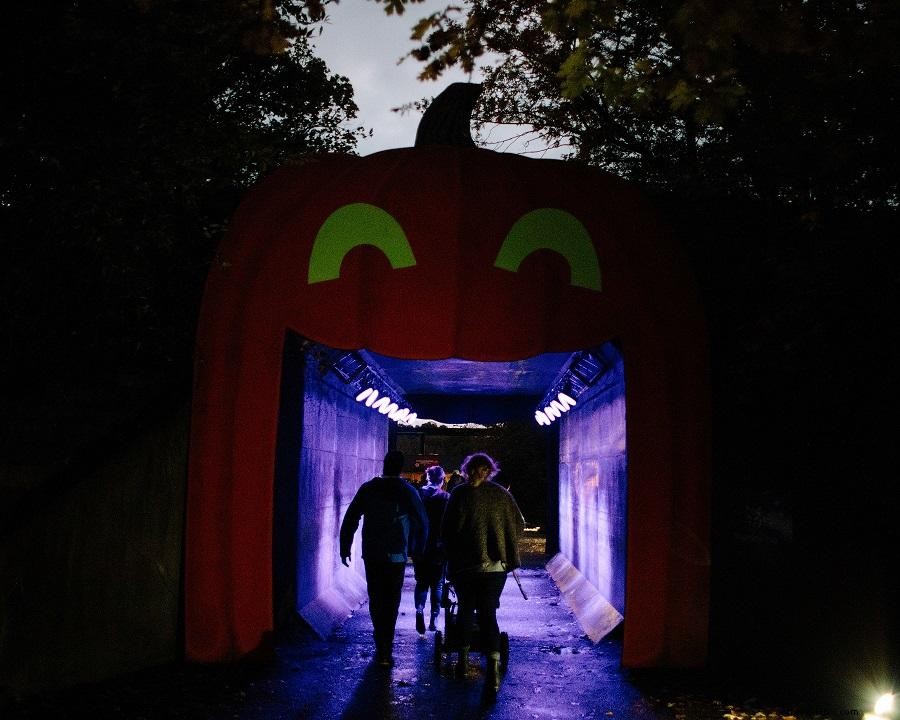 Celebrate Halloween 2021 in Minnesota: Spooky Fun & Family-Friendly Ideas