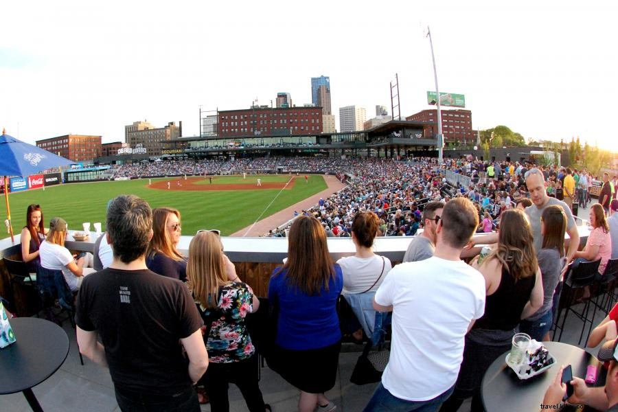 Minnesota Game‑Day Food & Drink Guide: Best Spots Before, During, and After the Big Game