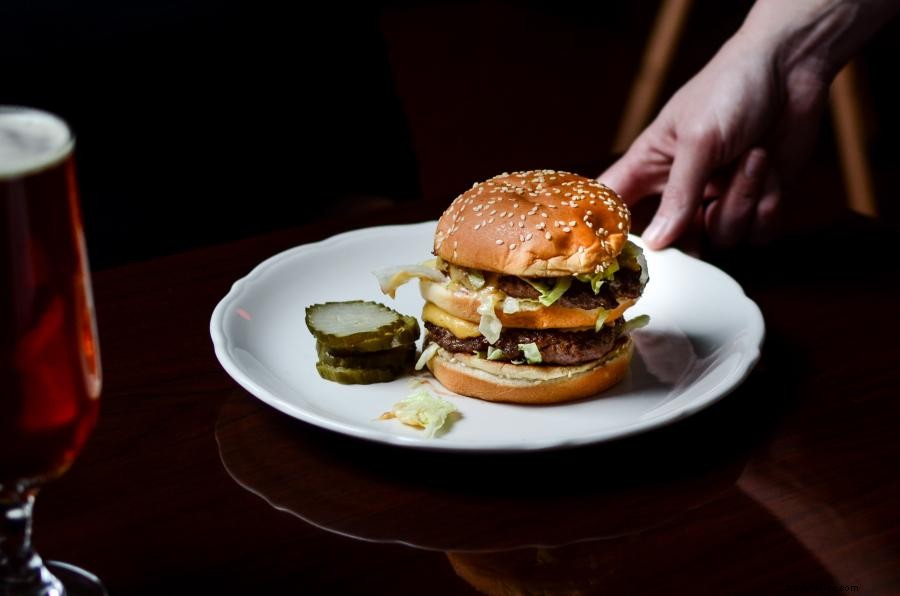 Minnesota Game‑Day Food & Drink Guide: Best Spots Before, During, and After the Big Game