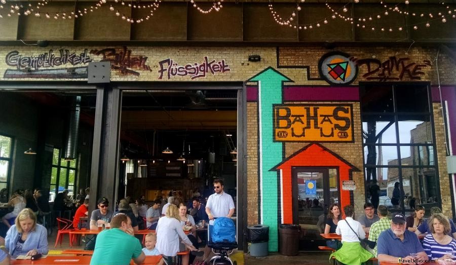 Discover Minneapolis Nightlife: 5 Neighborhoods for an Unforgettable Evening