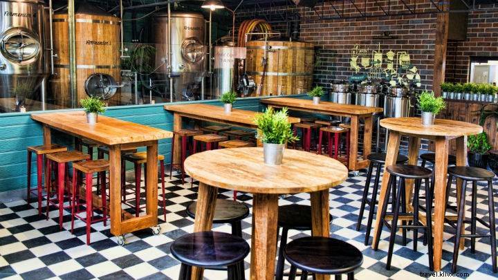 Discover the Vibrant Nightlife & Bar Scene in Brisbane s West End