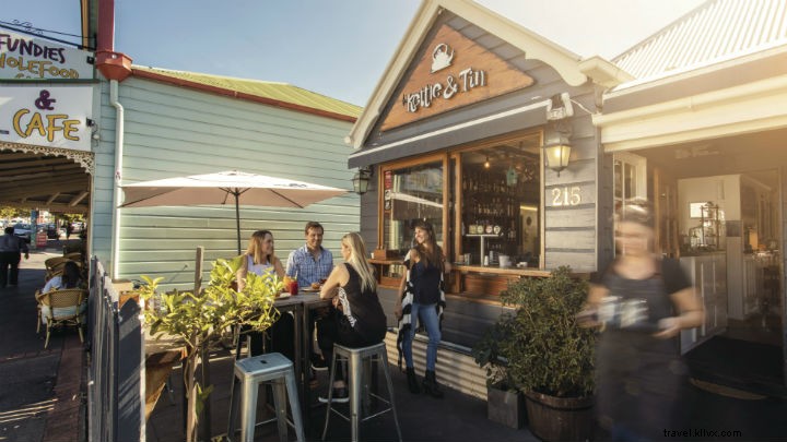 Explore Dining Delights in Paddington & Rosalie: Cafes, Restaurants, and Bars