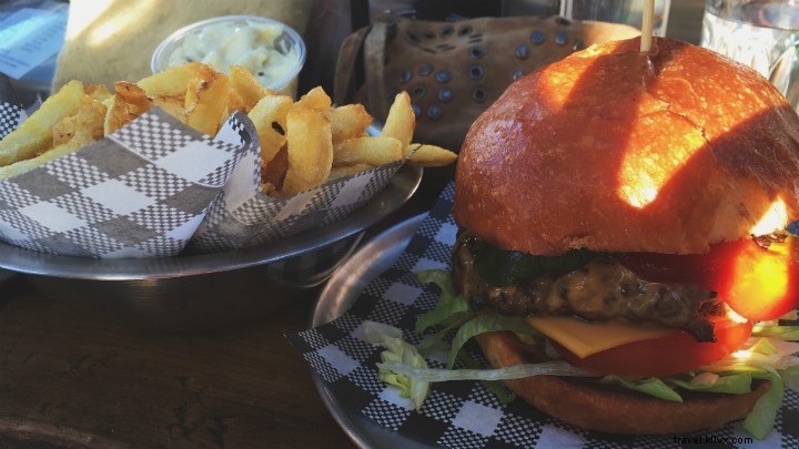 Explore Dining Delights in Paddington & Rosalie: Cafes, Restaurants, and Bars