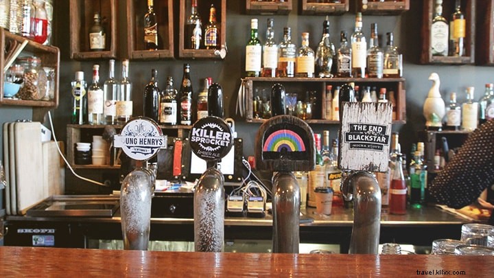 Discover Brisbane’s Top 31 Cocktail Bars – Join the Mixology Scene