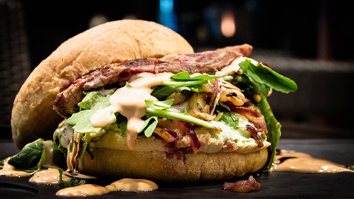 Discover Brisbane’s Best Burgers: Classic, Vegetarian & Vegan Options