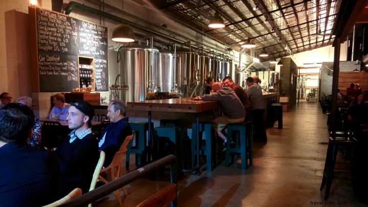 Dining Delights: New Farm, Newstead & Teneriffe – Brisbane’s Chic Riverfront Eats