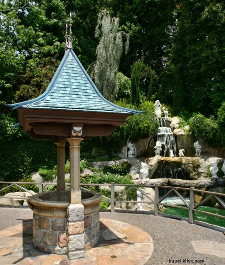 Discover Disneyland’s Hidden Treasures: A Family Guide