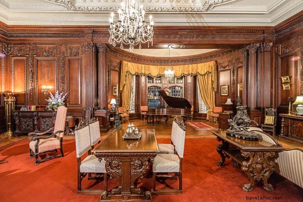 Casa Loma Toronto: A Comprehensive Visitor’s Guide