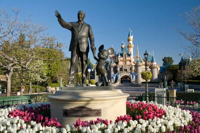 2020 Ultimate Guide to Visiting Disneyland Park – Tips, Attractions, and Insider Secrets