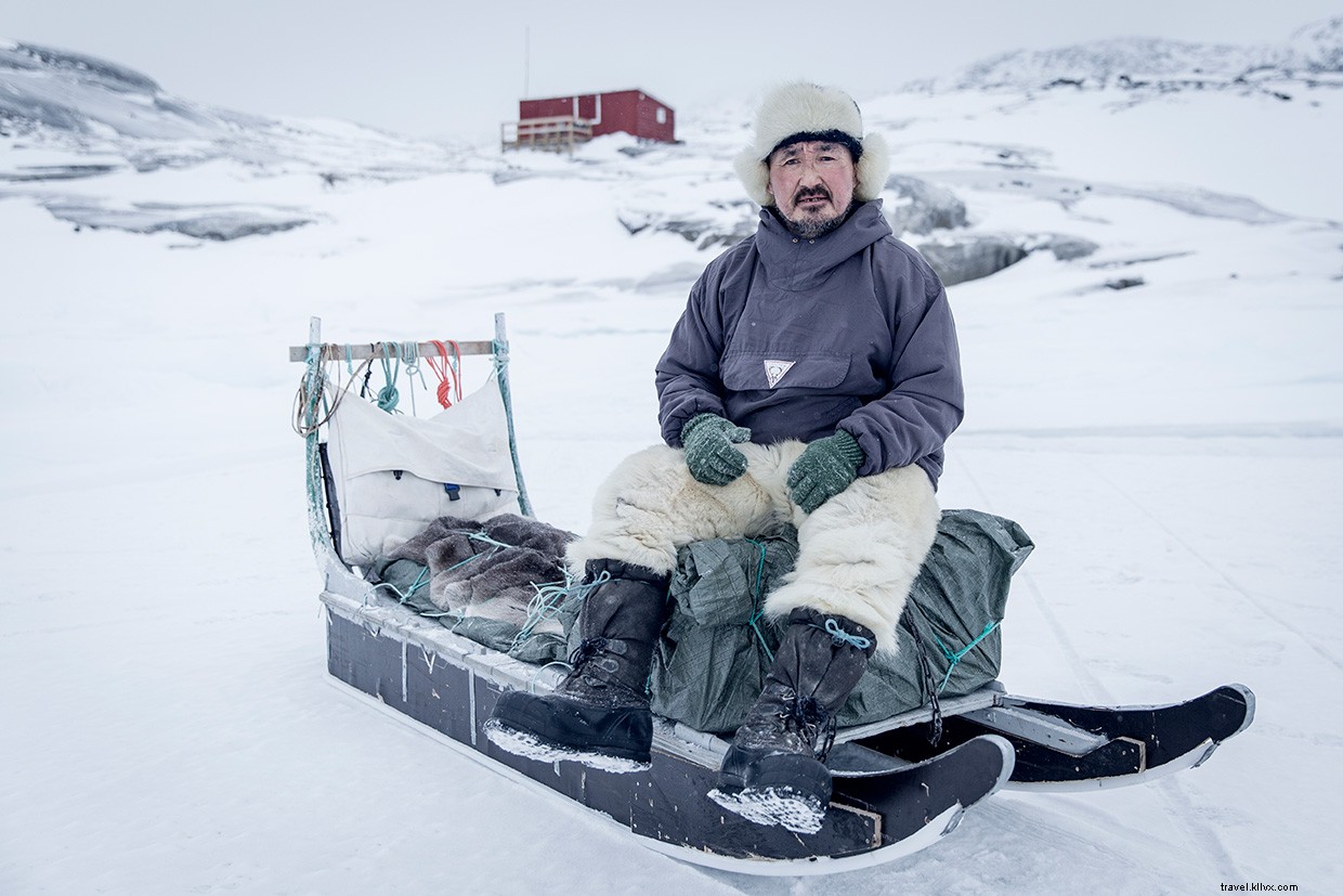Pushing Through the Snow: Our Dog Sled Journey to Greenland s Crimson Hut