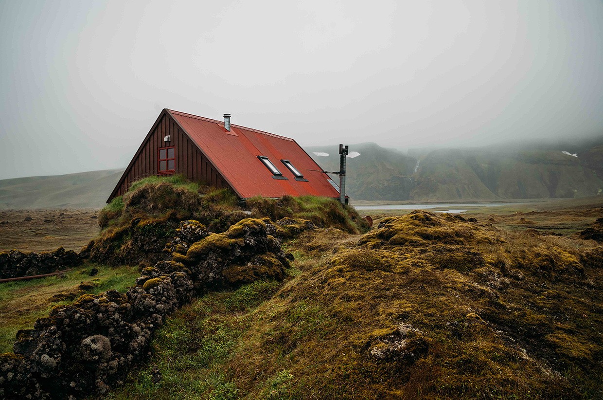 Surviving the Ragnarök Fires: A Highland Hiking Journey