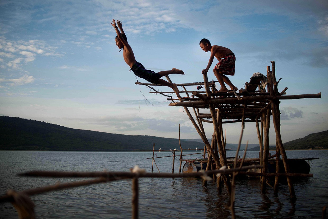 Trekking Through Chiang Dao: From Bamboo Stands to Mysterious Caves