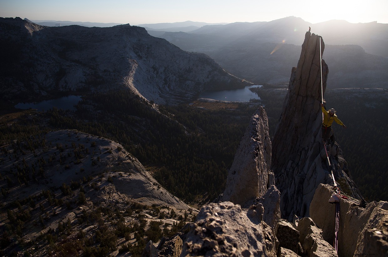 Sky Walking in the High Sierras: Mastering Thunderbolt Peak s Alpine Highline