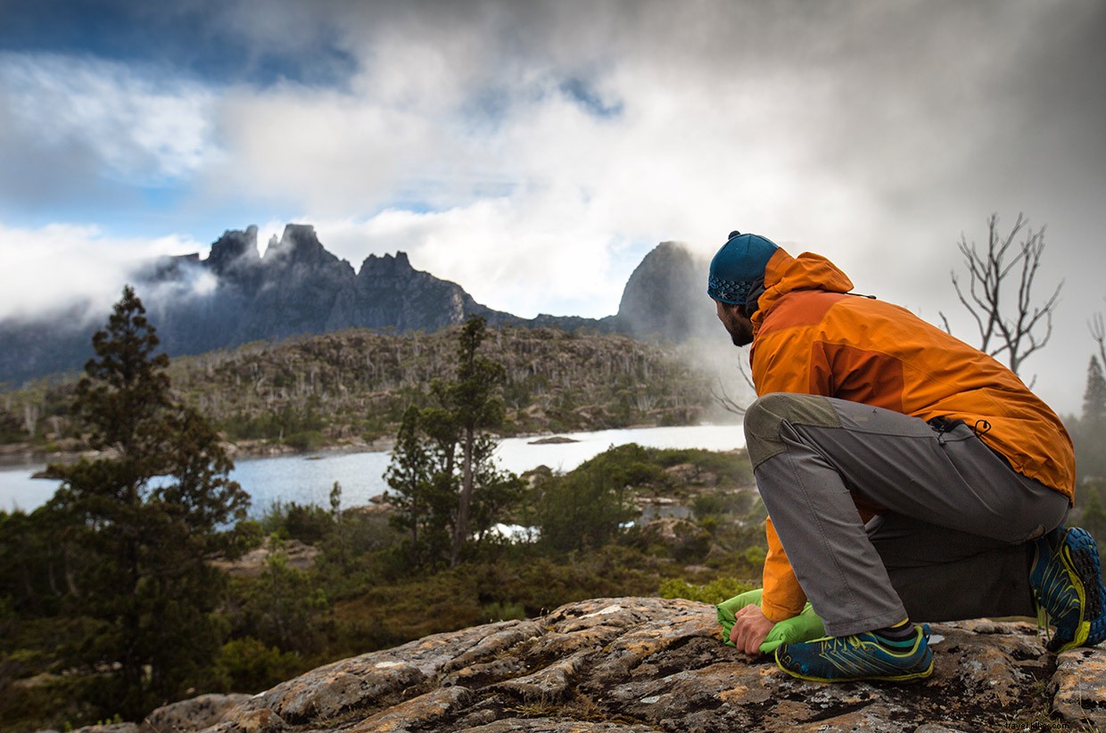 The Book of Laughter and Forgetting: A Journey Through Memory and Tasmania s Hidden Pool