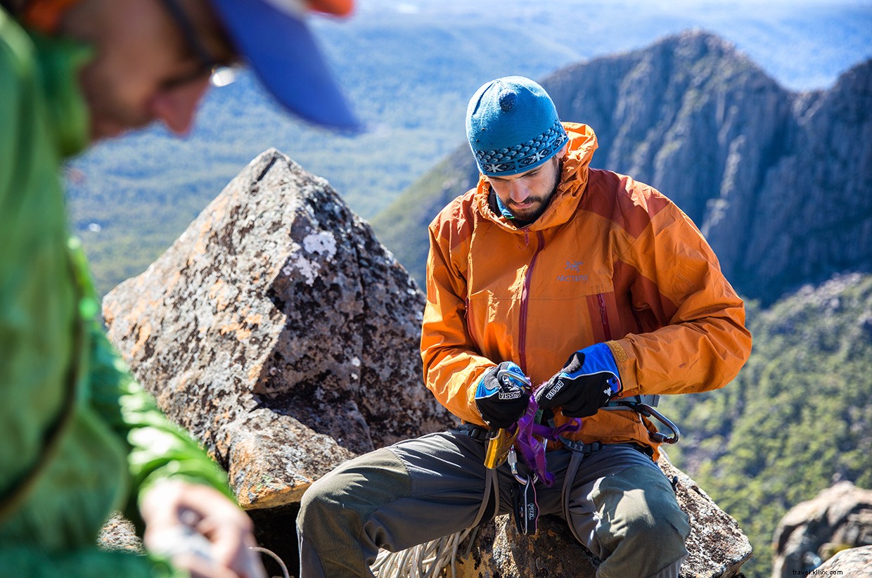 The Book of Laughter and Forgetting: A Journey Through Memory and Tasmania s Hidden Pool