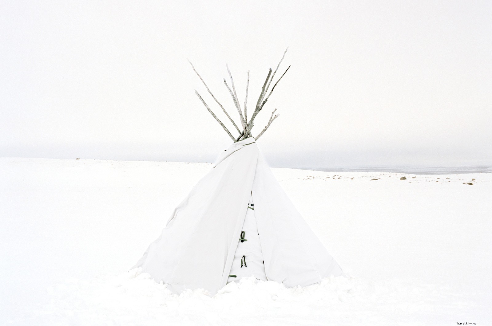 Nomadic Souls Project: Inside Life on a Handcrafted Wooden Boat