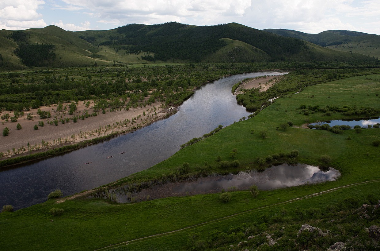 The Dragon s Final Dance: A Journey Through the Amur River