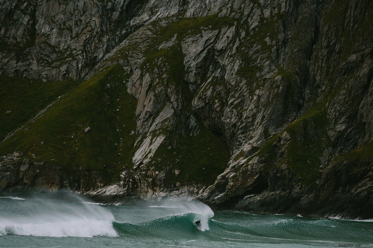 Exploring the Northern Fringes: A Nighttime Adventure