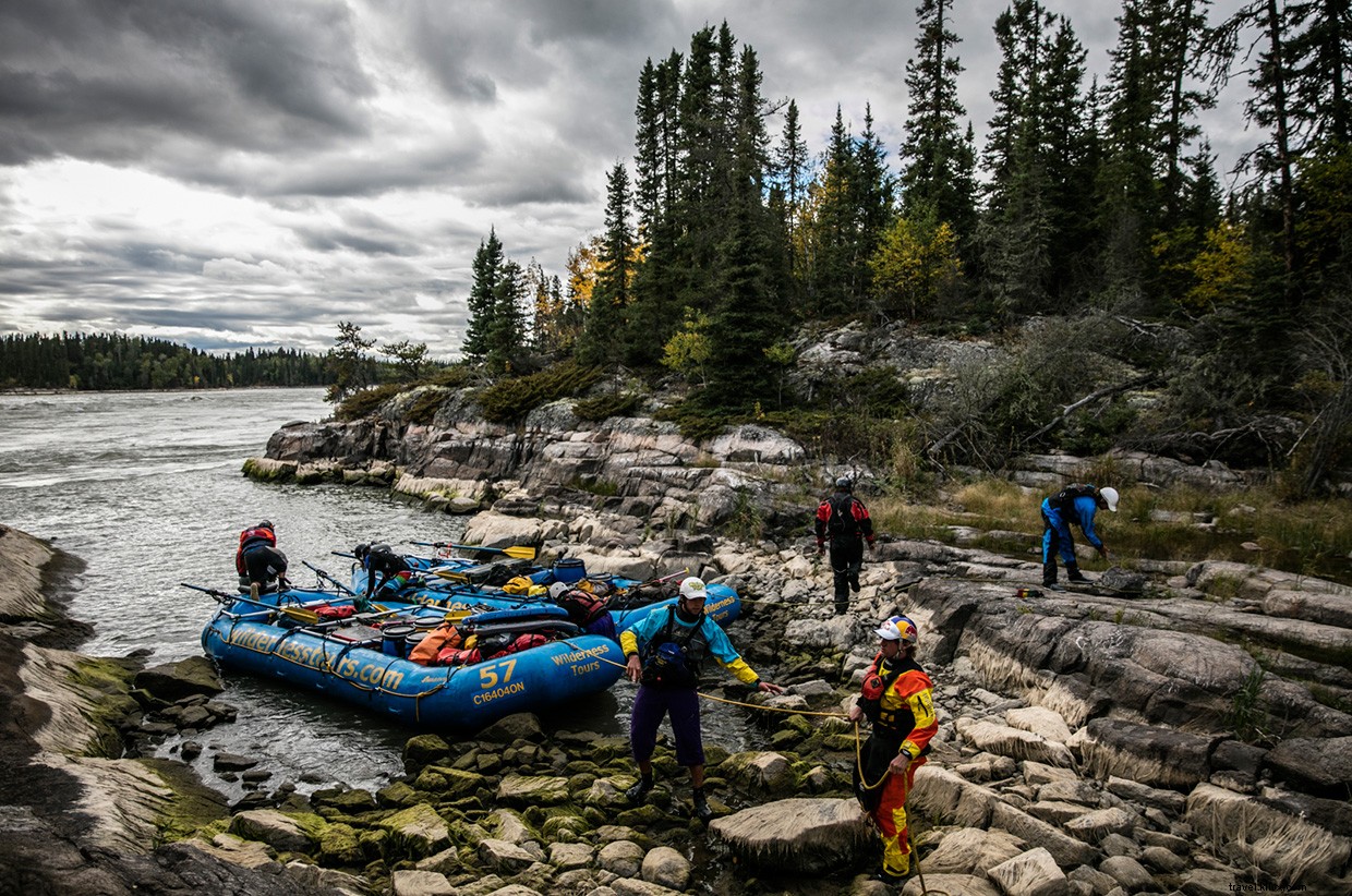Maniflowba: Autumn Reflections Along the Nelson River