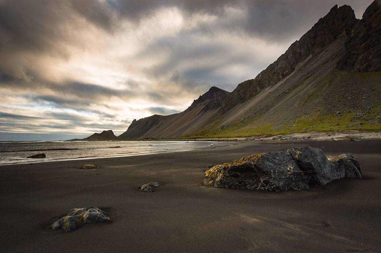 Braving Iceland s Storms: Our Vestrahorn Adventure