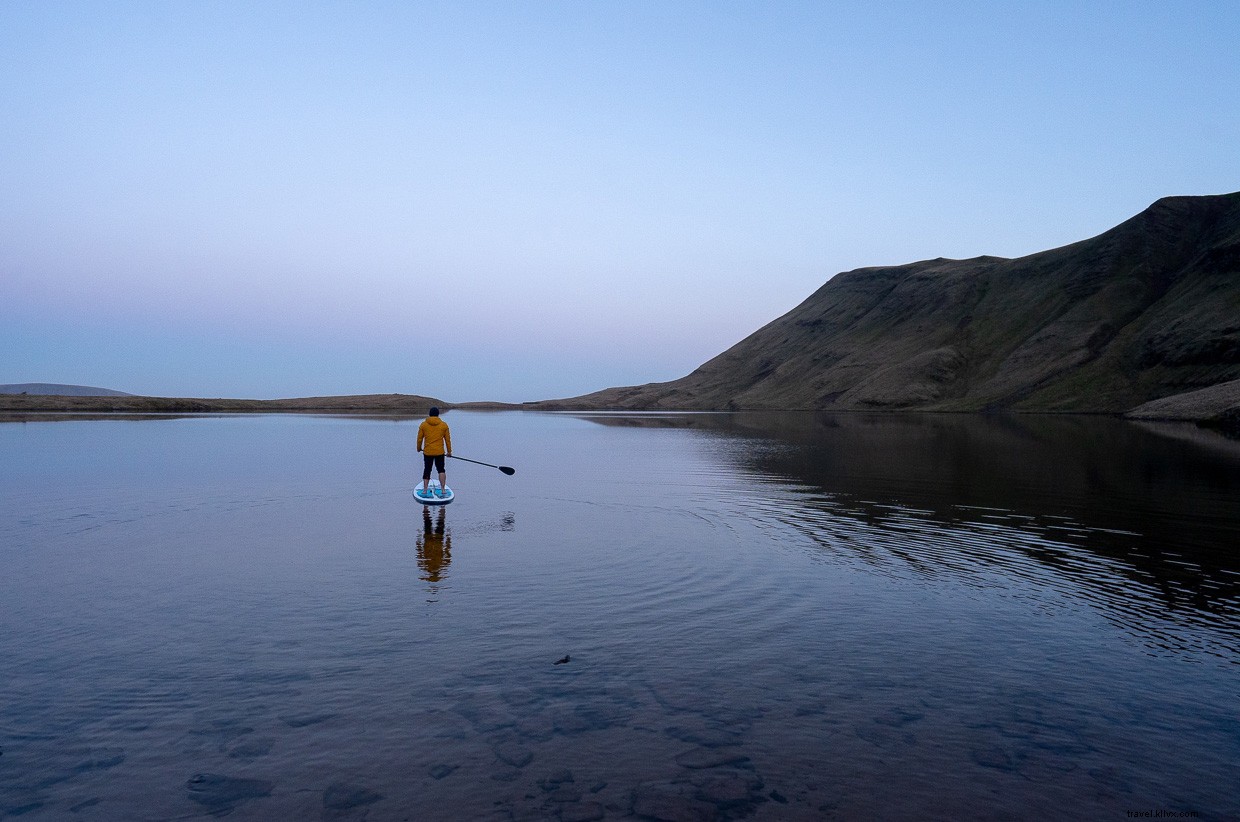 Navigating the Dragon’s Breath: A Frosty Paddleboarding Adventure