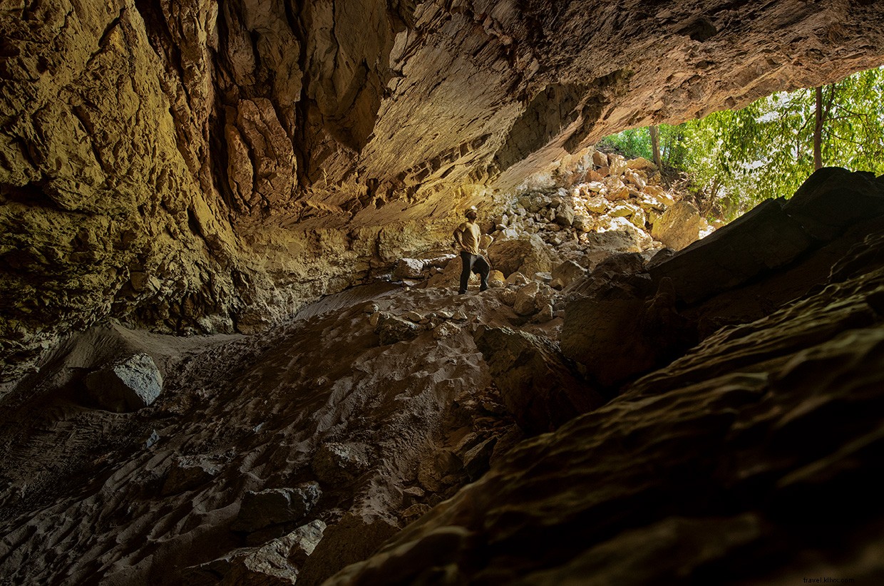 Cueva de la Peña Colorada: Inside a 8‑Day Caving Expedition