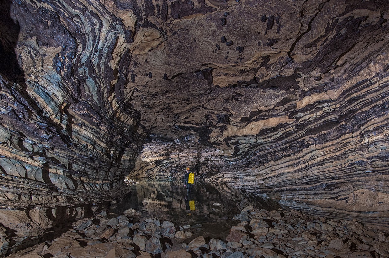 Cueva de la Peña Colorada: Inside a 8‑Day Caving Expedition