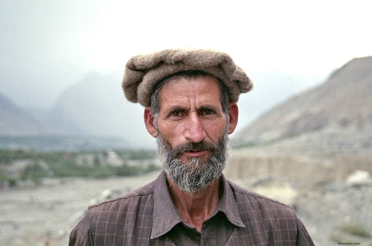 Navigating the Karakoram Highway: A Cyclist’s Journey Through China’s Border