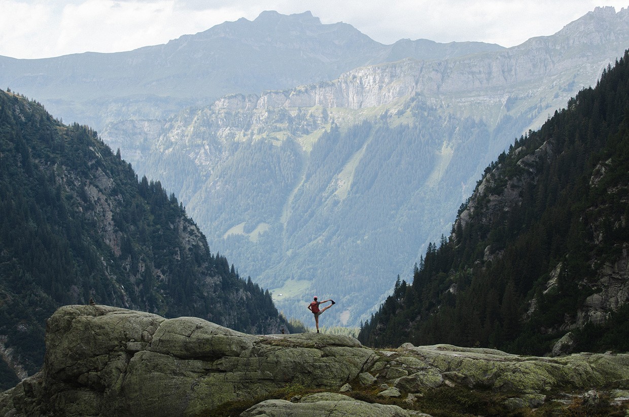 Bernese Oberland: Summit to Sea – Explore the Trift Bridge Adventure