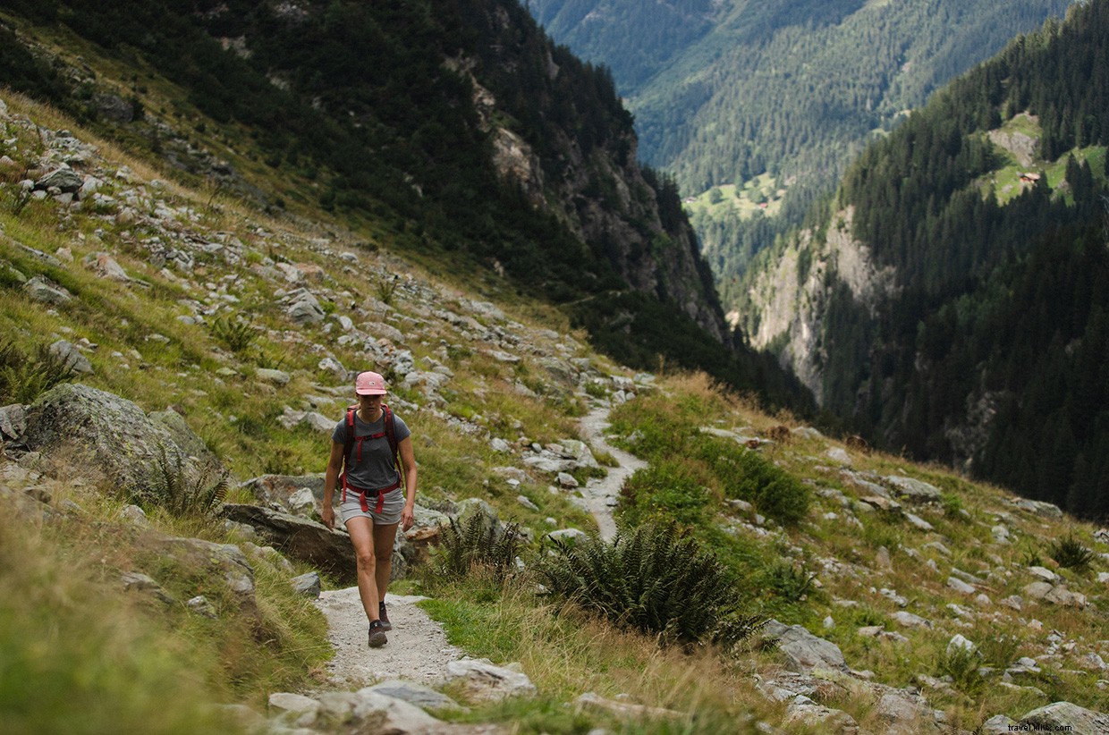 Bernese Oberland: Summit to Sea – Explore the Trift Bridge Adventure