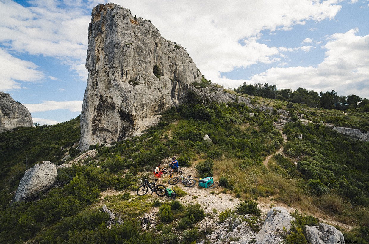 Alpilles Tour: A Professional Climbing Adventure