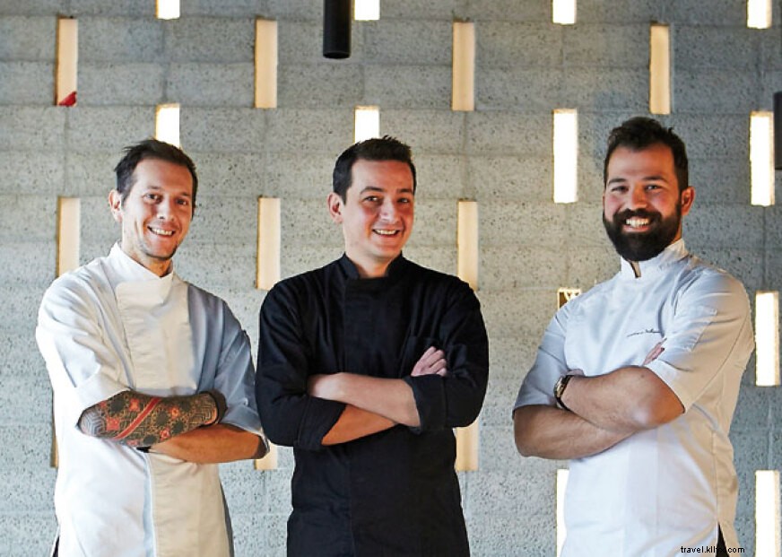 Vasilainas Moves to Athens: New Era for Piraeus  Renowned Restaurant