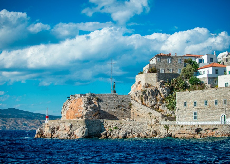 Exploring Hydra in Winter: A Serene Island Escape