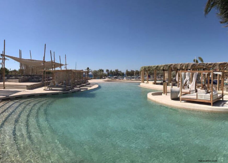 SantAnna: Mykonos’ Premier Beachfront Holiday Complex Opens This Summer