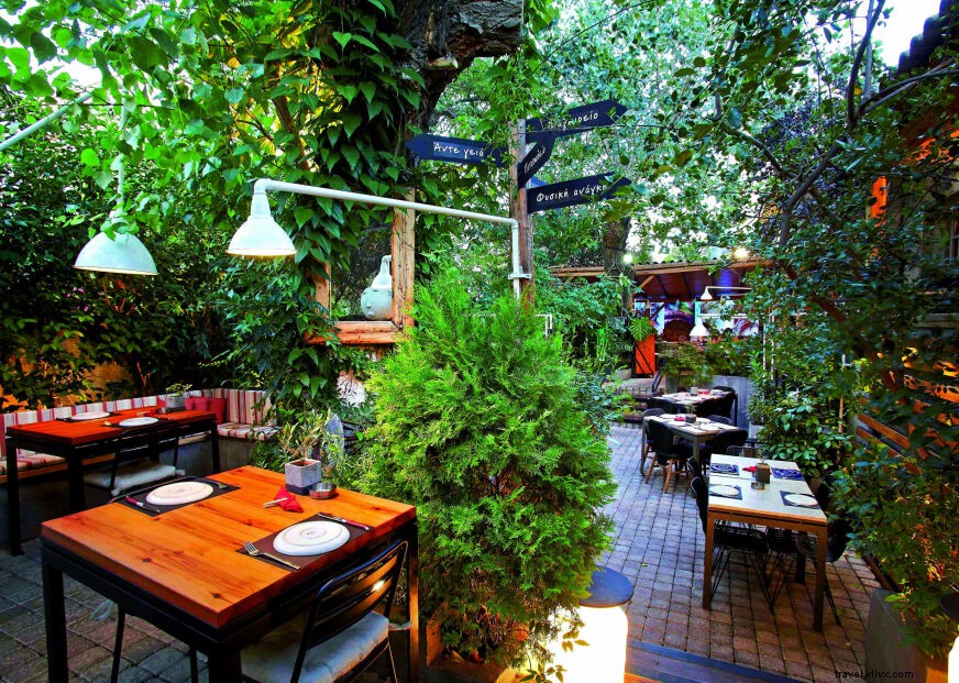 Top 5 Outdoor Dining Spots in Athens for a Cool Summer Evening